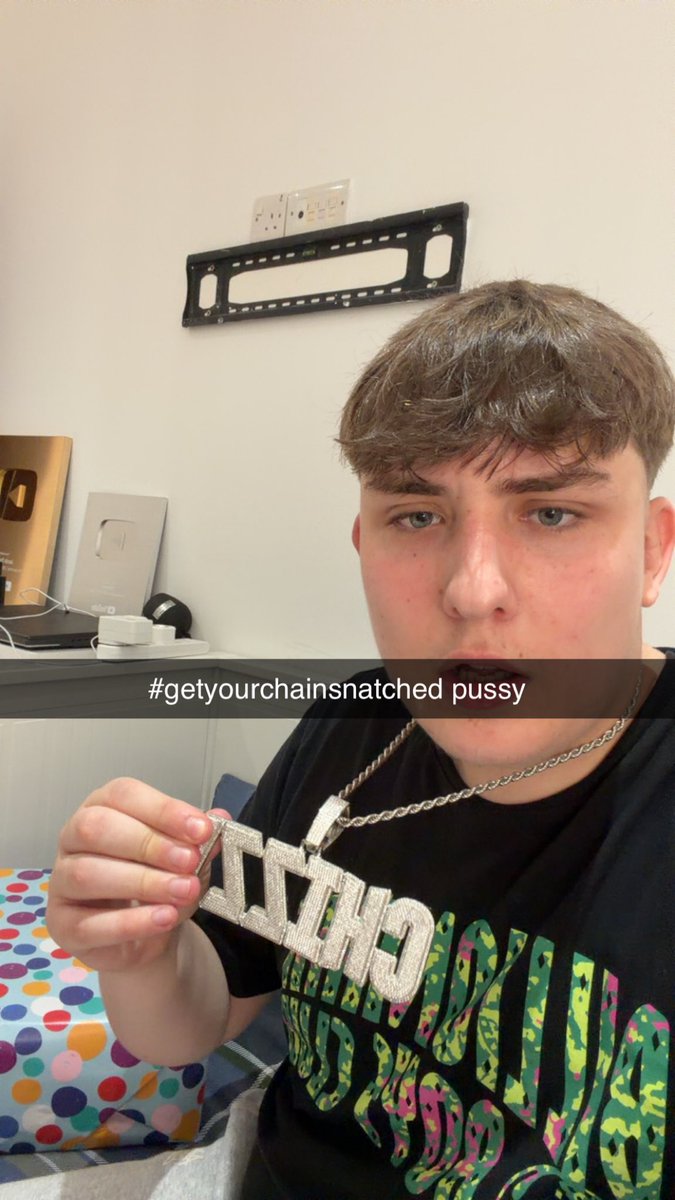 Maccaclips's tweet photo. BOYS I’VE SNATCHED @JJChizzy’s CHAIN AND HIS CODE 😭💀

USE CODE CHIZZY ON GAMDOM 💚 https://t.co/5BXWKWJkAa⁠

Sign up, drop proof below &amp; follow me and @JJChizzy 👀

GONNA BLESS SOME OF YOU IN THE COMMENTS 💸🔥 https://t.co/eTZW9rx9hY