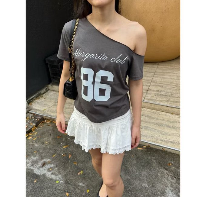 1317O95's tweet photo. ส่งต่อค้าบ

Margarita 330

shewear.bkk 300(s) มีถุงให้ค่ะ

Fallen angels 300

รสทุกอย่างแล้วค่า ต่อรองราคาได้นะคะ

#Margarita #shewearส่งต่อ #shewear #Fallenangels #Fallenangelsส่งต่อ
#เสื้อผ้ามือสอง #ส่งต่อเสื้อผ้า https://t.co/RPfawwBm7j