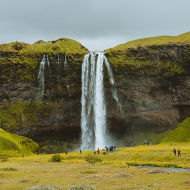 HortenseJayea's tweet photo. Iceland, where the world feels beautifully untouched. https://t.co/ijk8LNw8Jv