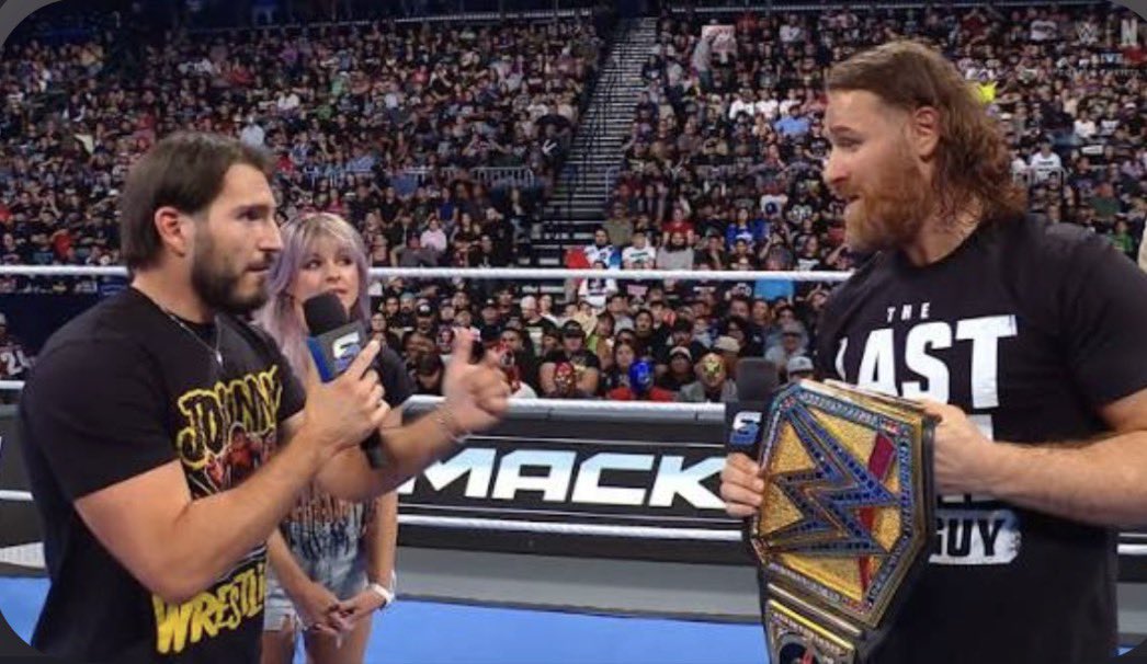 blakmamba02's tweet photo. @MrSantiZap Seeing Finn lose the qualifier, I don’t have much hope for Johnny anymore. BUT if Johnny somehow pulls it off, I could see him winning Money in the Bank, realizing Sami was manipulating him the whole time, and then cashing in on Sami. Making it one of greatest cash in ever. https://t.co/NJplXKBsbW