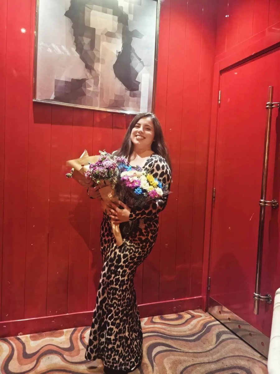 ebrcetin's tweet photo. I'm officially old #32 💐 https://t.co/WAm65I6r6n