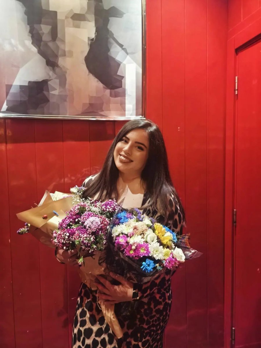 ebrcetin's tweet photo. I'm officially old #32 💐 https://t.co/WAm65I6r6n