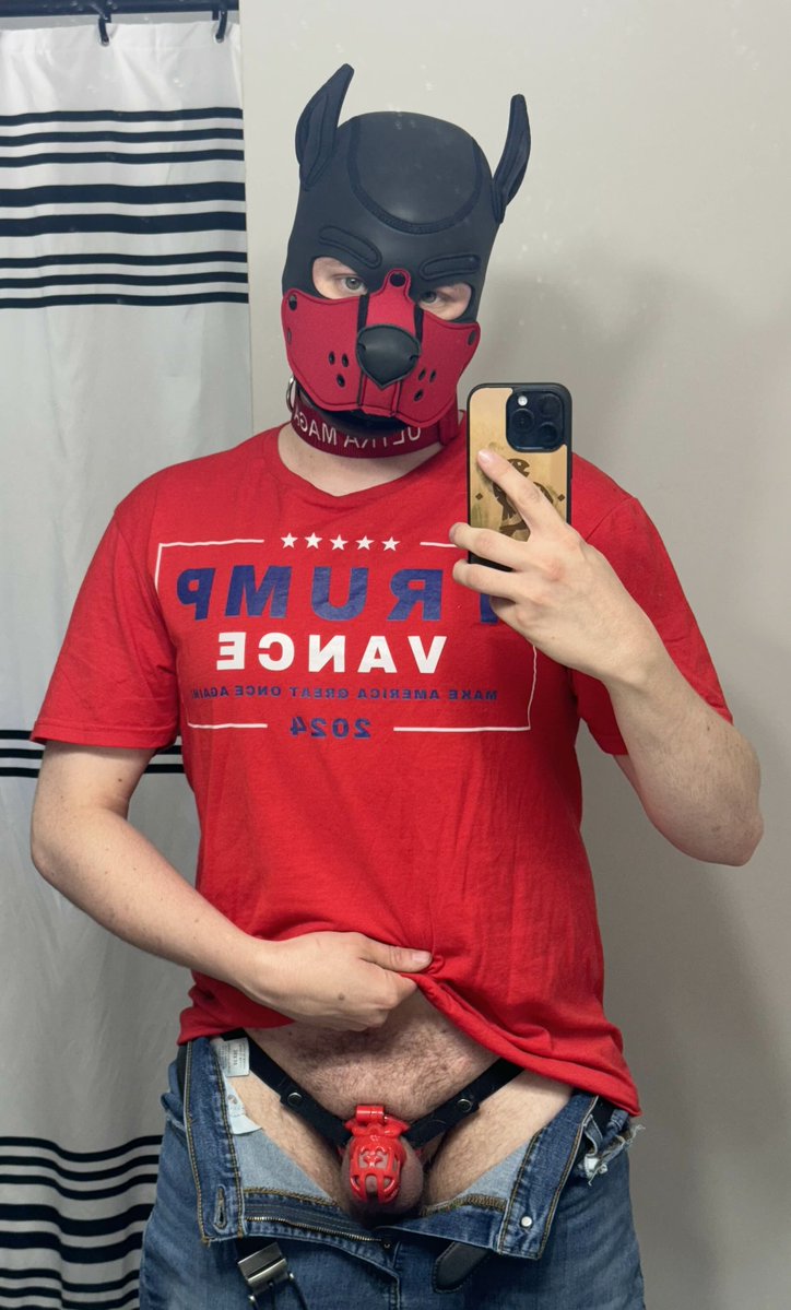 faglibtard's tweet photo. 10 years ago they were libtards. Now they're caged for MAGA men. Welcome to your future https://t.co/2q0OJcgTfR