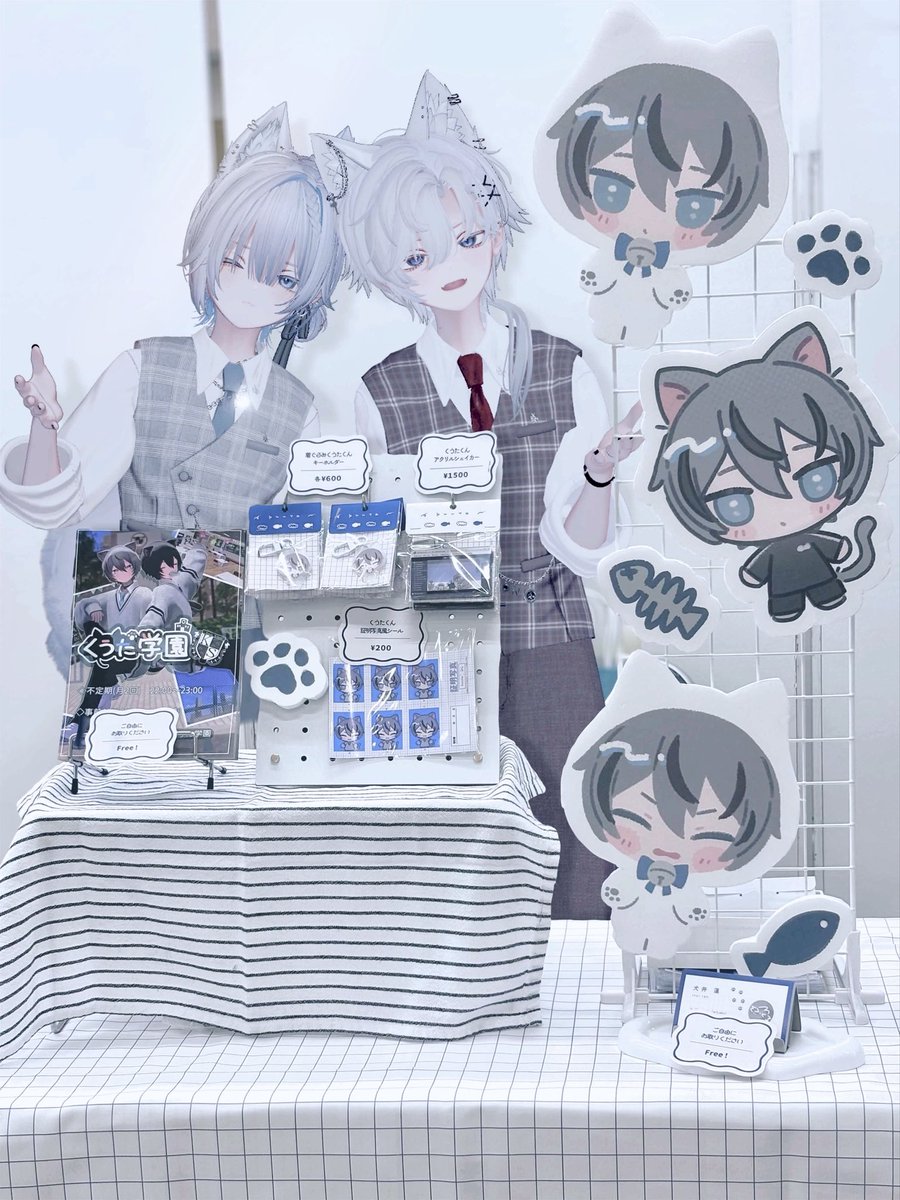 inuiren_'s tweet photo. 前日設営してきました！
明日はスペース番号M-18にてお待ちしております🐈‍⬛🐾
#出張版3サークル出展 https://t.co/2IWbH7bJZW