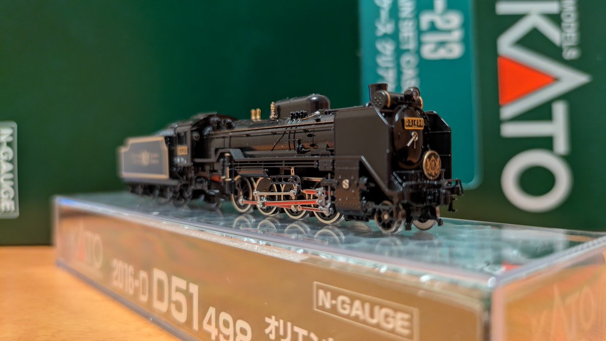 SpeciumAsuSino's tweet photo. #SL #蒸気機関車 #D51 #D51498 #Nゲージ
2両目のD51498号機オリエント急行仕様入線〜 https://t.co/k525Na5Yai