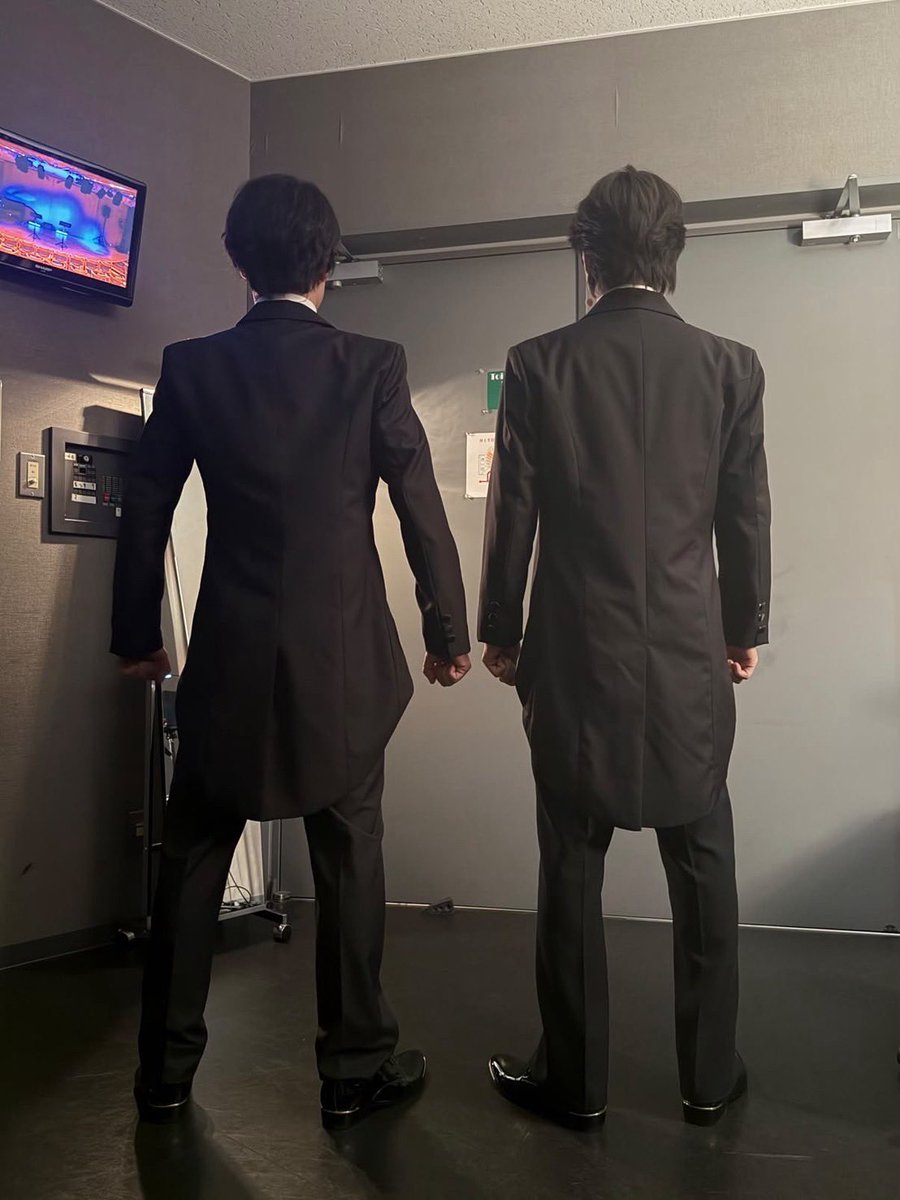 bmk_okometani's tweet photo. 本日は、
「俺たちの！未だヒット曲のない音楽会2026」でした！

クラシック音楽に縁がなかった自分ですが
去年よりもパワーアップした歌をお届けするべく熱く充実した期間でした！

たくさん歌って踊ってお話して
楽しい2公演でした✨
来てくれた方
ありがとうございました✨ https://t.co/hIQ4hDH6Mt