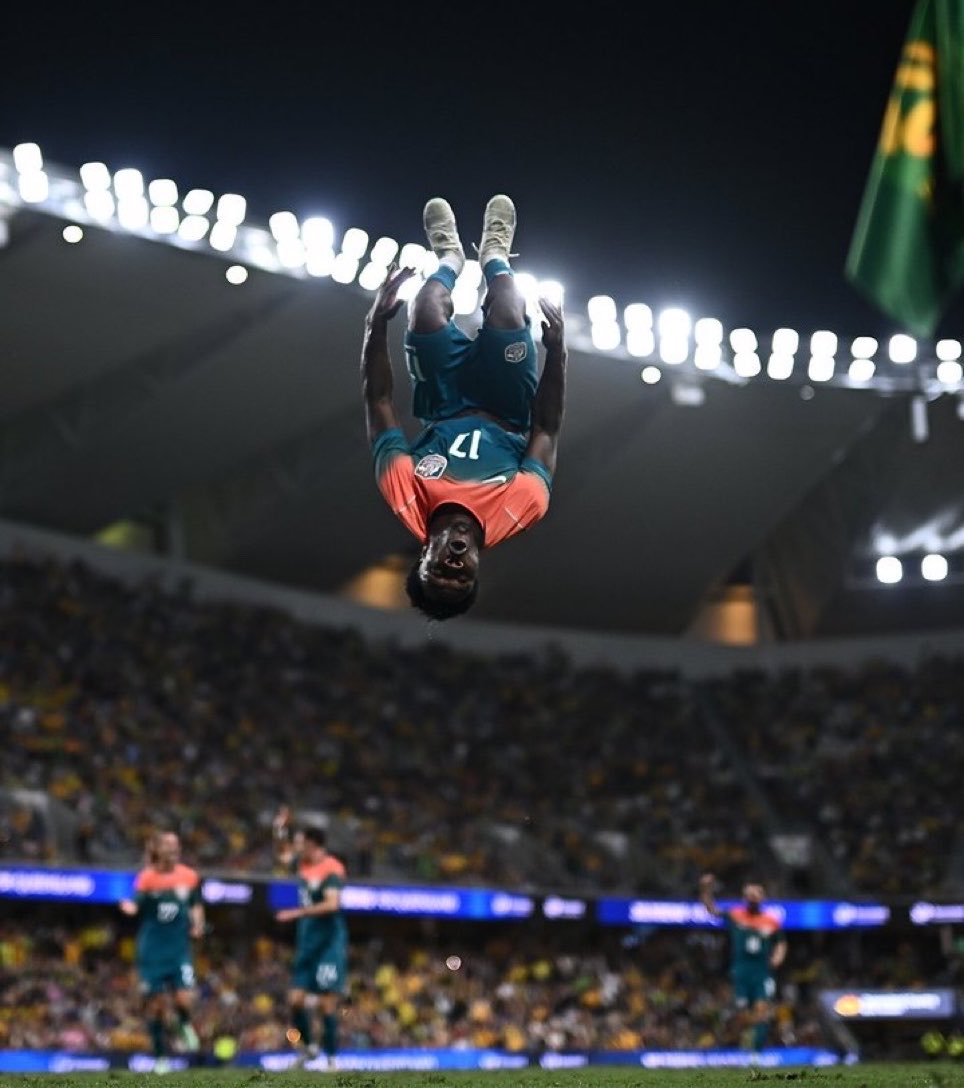 RisingStarXI's tweet photo. 🇦🇺📸 PHOTO OF THE SEASON. https://t.co/V40Vsw5MeE