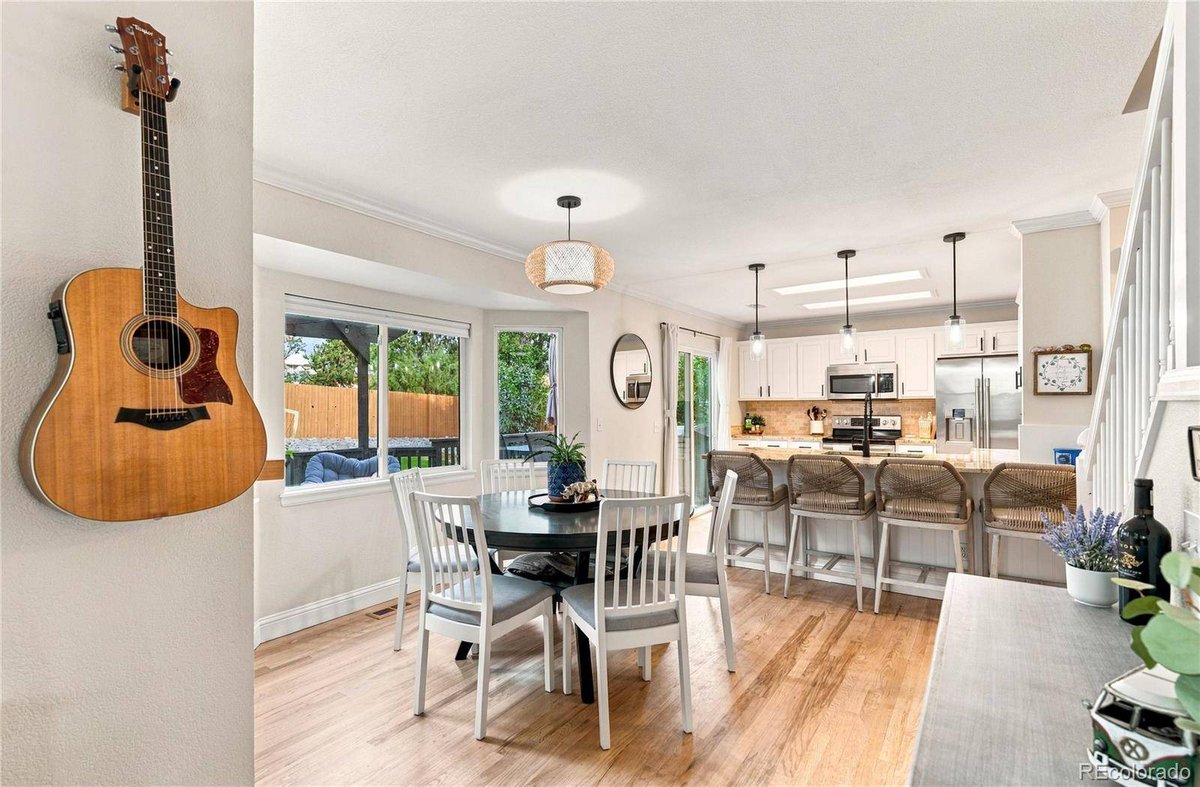 RhinoRealtyPros's tweet photo. #ErieCO Move-in ready 3BR/3BA home in Canyon Creek for $585k! Features rebuilt backyard w/ deck, 2024 refinished hardwoods, granite kitchen &amp; 2023 roof. Call Rick Cavallaro at 303-641-1632 or Rick@RhinoRealtyPros.com #ErieRE

https://t.co/u48XFmq64J https://t.co/WDhnYs27xn