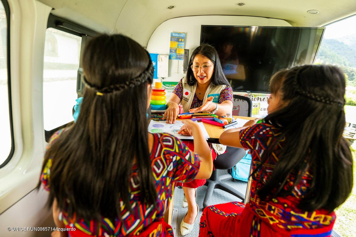 unicefenespanol's tweet photo. El futuro se construye con las decisiones que tomamos hoy.

La Asamblea General de las Naciones Unidas va llegando a su fin, pero el trabajo continúa. Ahora es momento de convertir las palabras en acciones #ParaCadaInfancia. #UNGA https://t.co/FZEcotpMg8