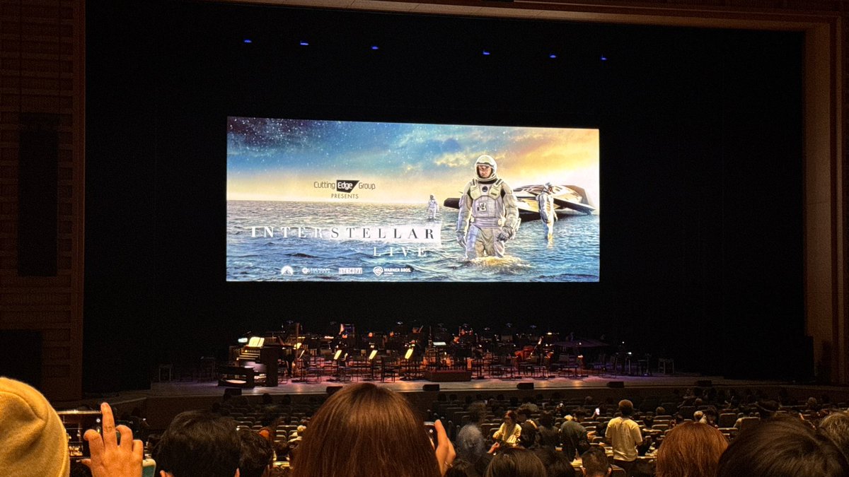 carchi0o0's tweet photo. インターステラーライブ行ってきたー！
映画に集中しちゃって生オーケストラの良さをほぼ感じなかった😇
ただただ高い値段払って映画見た感じ✌️
てかまじインターステラー何回観ても最高の映画ですわ。

#インターステラーLIVE https://t.co/Sn9KOGsSoS