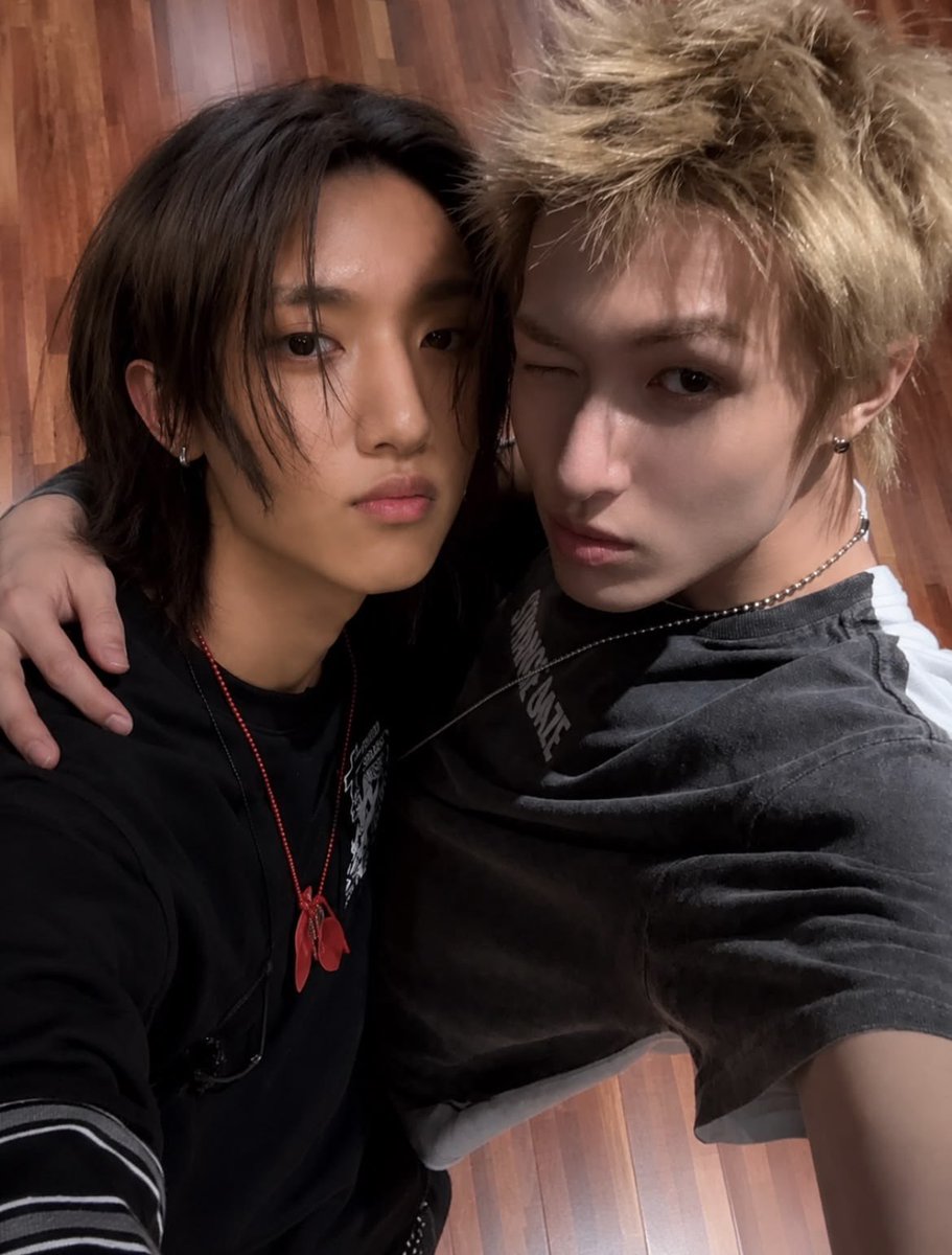 EdwardsPocha's tweet photo. @LouisPocha @WoojinPocha lewat ah siapa tau ada yang kangen https://t.co/8LTRlhtkm5