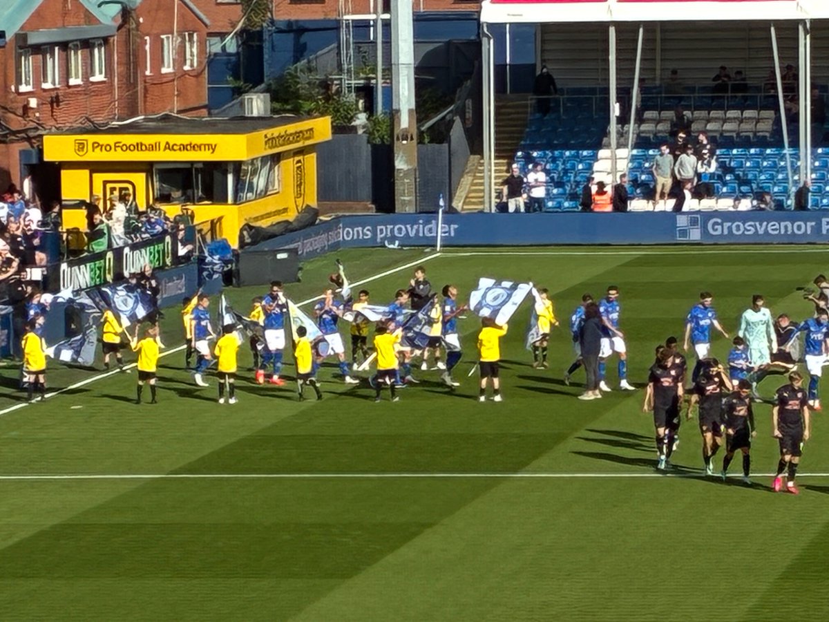 SCFCSuppCoop's tweet photo. Welcome to @SDFC91 under 11s, who are today’s flagbearers. We hope you have a great day! 💛🖤 https://t.co/793811xfAZ