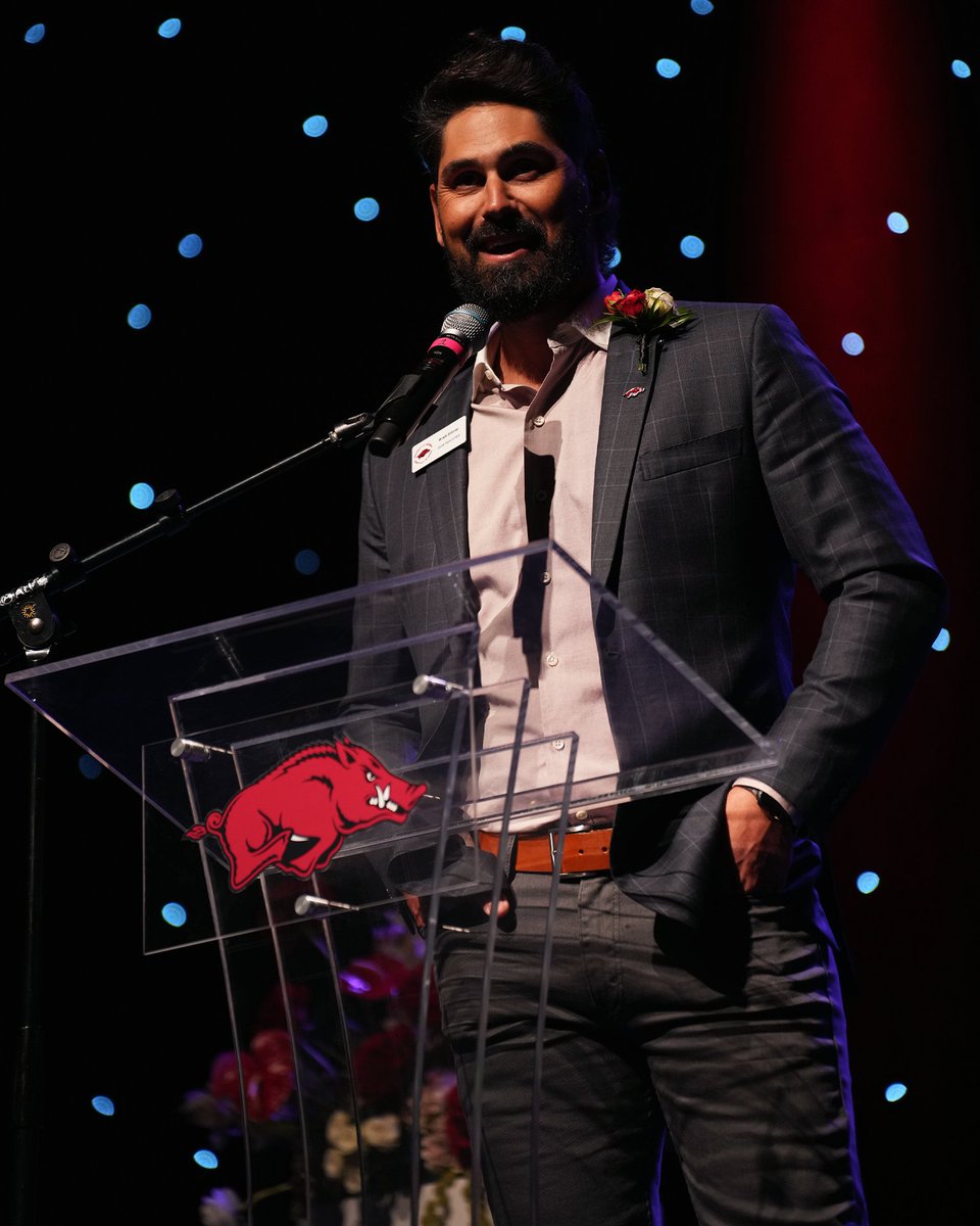 RazorbackBSB's tweet photo. Your newest member of the UA Sports Hall of Honor: Brett Eibner 🐗 https://t.co/gIyDC6dRRY