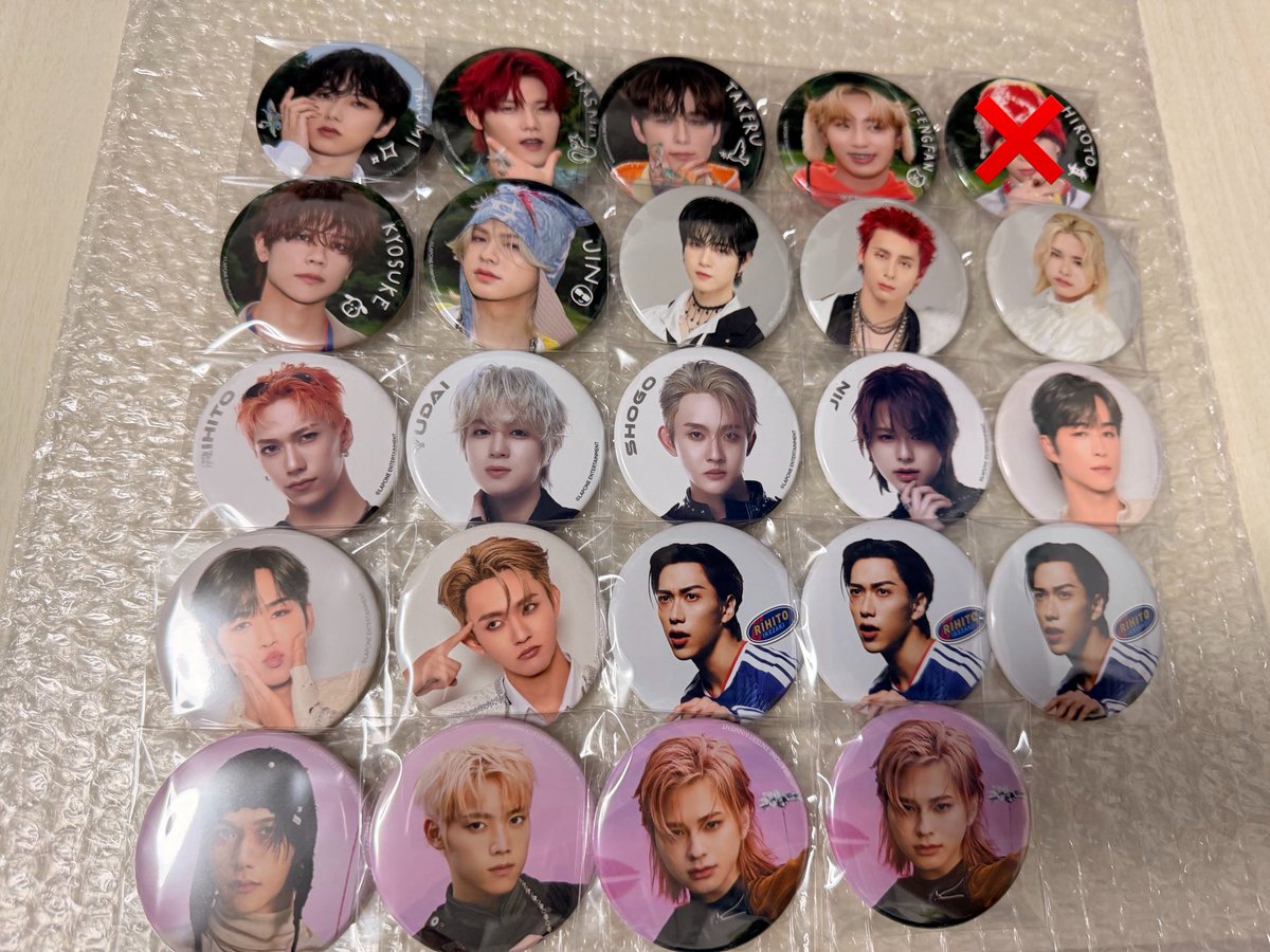 rm72377's tweet photo. INI FLIP THE CIRCLE  
      XQUARE MASTERPIECE
カプセルトイ　缶バッジ　交換

【譲】写真のもの
【求】同種髙塚　藤牧

京セラドーム両日手渡し>>郵送📮
お気軽にお声掛けください🍀
#INI交換 #INI譲 #INI求 https://t.co/6unSQYSDp0