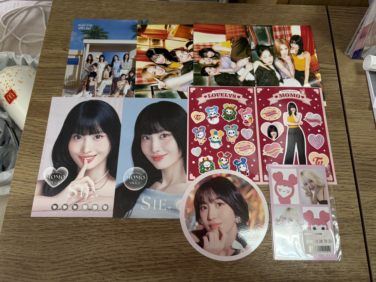 jyonno1020's tweet photo. @kim_dah07 https://t.co/koJMOeC6pA
