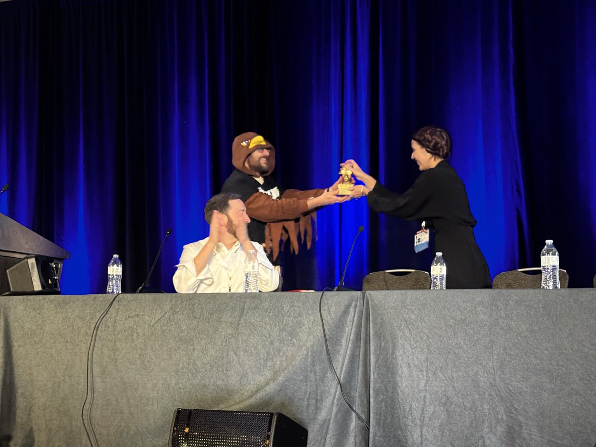 DanielleV_PA's tweet photo. Best session at #VSS2026 @SVM_tweets https://t.co/46eifELjRO