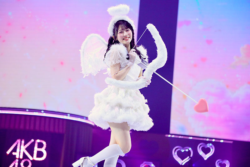 BUBKA_henshuubu's tweet photo. 【ライブリポート】
八木愛月「今のAKB48が大好きや～！」45曲ノンストップの熱量が横浜を揺らした夜

▼記事詳細＆ライブ写真
https://t.co/nyX7xtbolB

#AKB48 @AKB48_staff #AKBサンコンコン #AKBが好きish https://t.co/8N0Z9jCWTG