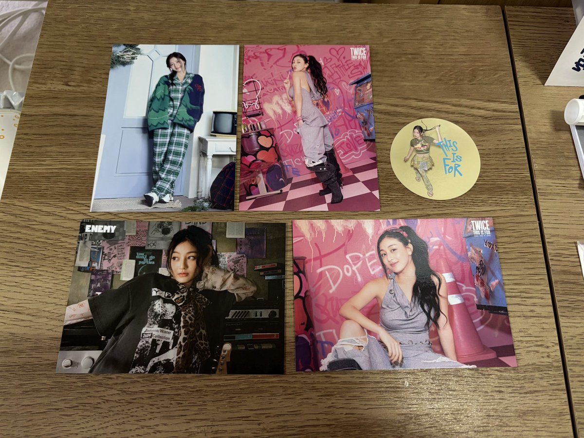 jyonno1020's tweet photo. @kim_dah07 https://t.co/wsYL6Rc4Ok