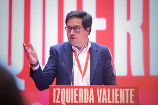 CLMpressDigital's tweet photo. Óscar López acusa al PP de «traicionar» a España por sumarse a los ultras en vez de defender el Estado del bienestar https://t.co/oe77AgUuKh #Óscar #López #acusa #PP #traicionar #España #por #sumarse #ultras #vez #defender #Estado #bienestar https://t.co/Gg0RhcJZ0Q