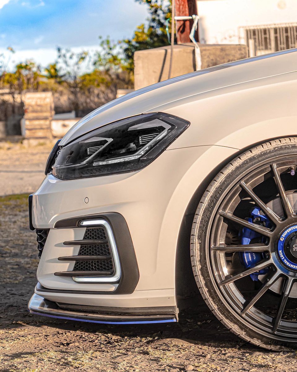 TinyWhiskersX's tweet photo. MK7 GTE 🔌 https://t.co/6boenob8YU