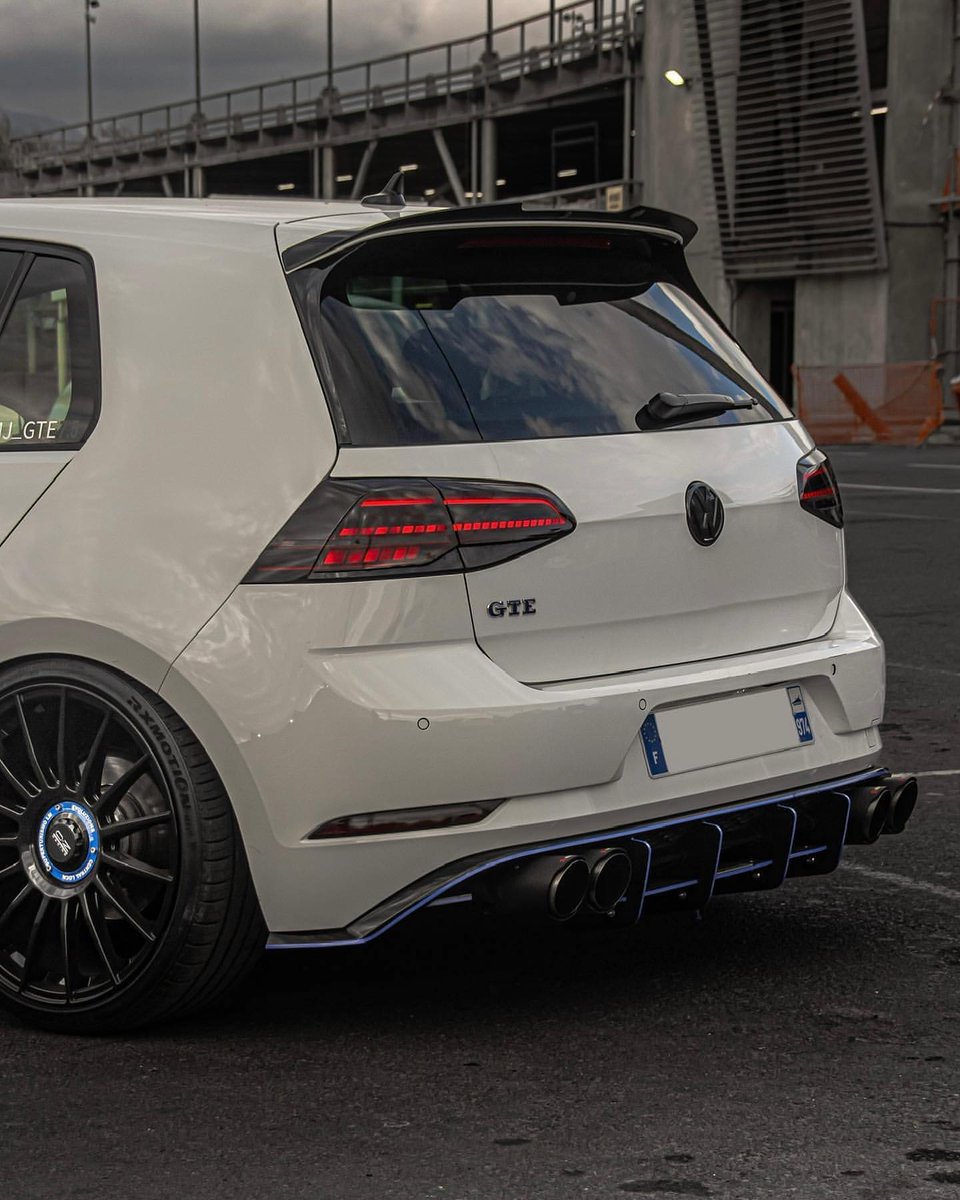 TinyWhiskersX's tweet photo. MK7 GTE 🔌 https://t.co/6boenob8YU