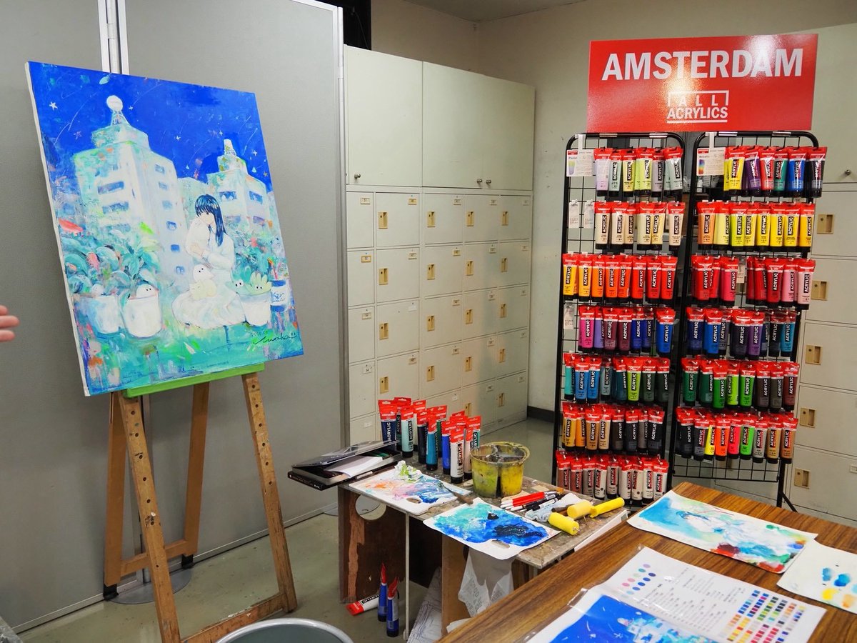 aokawa_waka's tweet photo. #ARTdecoration
お客さまやサクラアートサロンの皆さま、季刊エスの編集部さまに温かく見守られながら、大好きなイラストレーターのマキさんうみさんとライブドローイングすることができ、貴重な経験となりました!夢のアトリエ空間でした🎨 https://t.co/cCzWdjG4bp