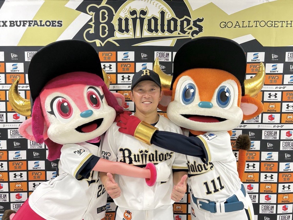 bullbell_B's tweet photo. #平野佳寿 とうしゅ
#山田修義 とうしゅ
#西野真弘 せんしゅ

たくさんの感動とかっこいいプレー
ありがとうございました🥲💐

めちゃくちゃさみしいけど
これからもぼくたちはずっとかわらず
おうえんしています💪

#ありがとう平野さん
#ありがとうノブさん
#ありがとうまーさん
#Bs2026 #ORIX https://t.co/KQAmPS99SY