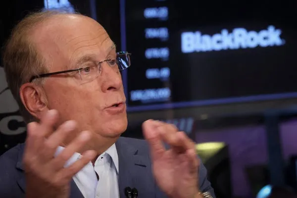 Inbal_Sande's tweet photo. @TheMoneyApe BlackRock stacking BTC like there's no tomorrow. $161M in one hour is absolutely wild. https://t.co/MpiI2KbD8y