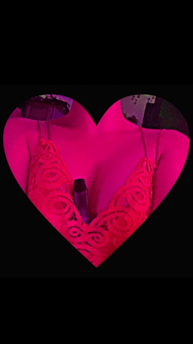 plague_brat's tweet photo. I have three things you can suck on 🤭 https://t.co/ymkuxBor3Q