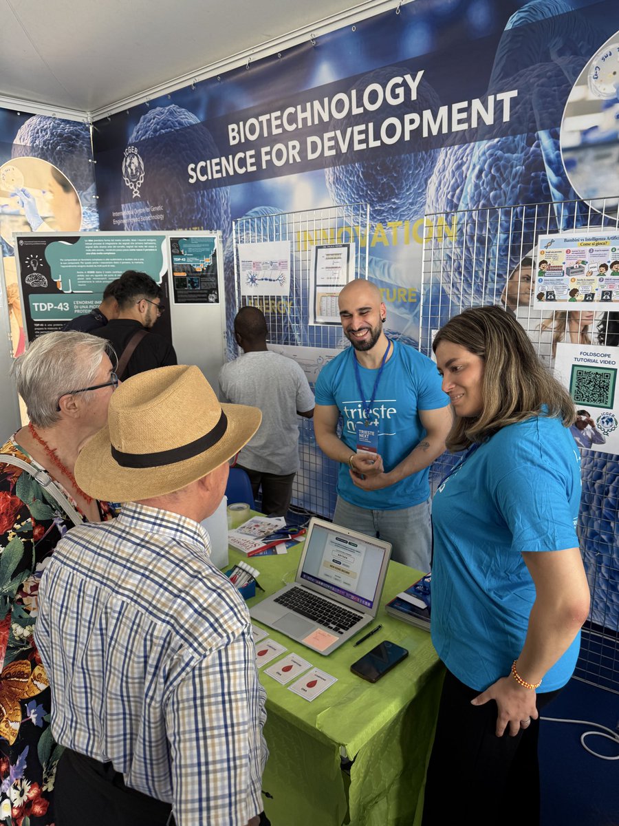 ICGEB's tweet photo. The researchers you meet - Day 2 @TriesteNext at the ICGEB stand! #triestenext #sciencefordevelopment #research #science https://t.co/4xdVxsqYGf