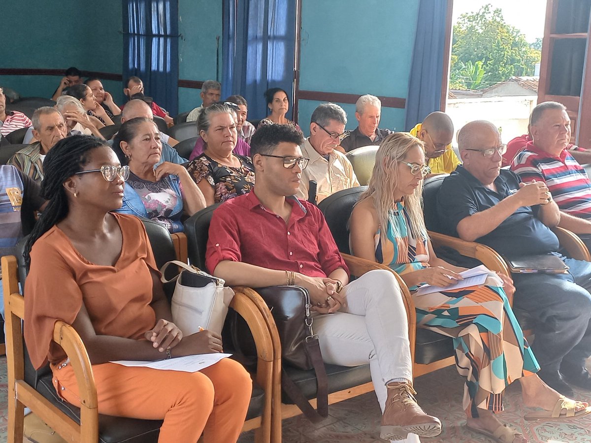 lrmt66's tweet photo. Asamblea de Gobierno en #Yaguajay hoy sábado desde #SanctiSpíritusEnMarcha, y en su Teigésimo Séptima Sesión Ordinaria. https://t.co/khbOoyqNDa