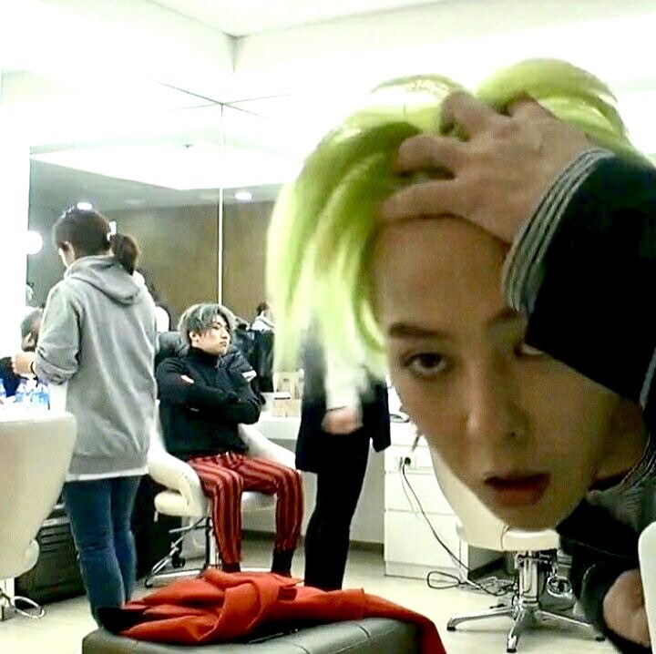 ji8ng_818's tweet photo. 권지용이랑 눈 마주치기 https://t.co/mAeBElq0Fb
