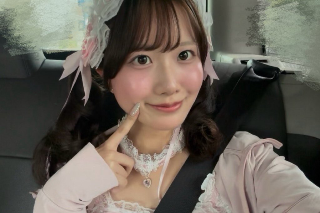 misskindai26_2's tweet photo. 22歳のツインテールって許される？ https://t.co/OMhiRuA5h9