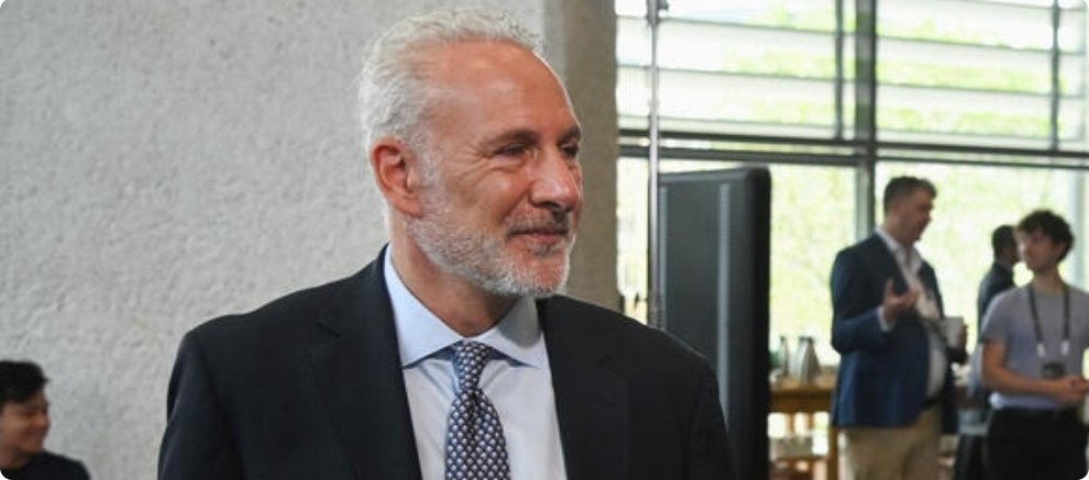RedPillLaredo's tweet photo. Peter Schiff says open borders would bring a new golden age — if the US eliminates welfare at the same time #Railroads #Immigration
https://t.co/ZJcMFUT49m https://t.co/0TgAxNFdxm