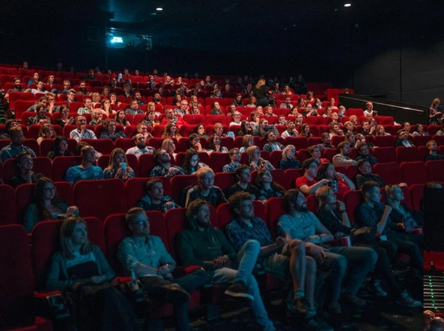 COTM_2's tweet photo. Las funciones de media noche han regresado a los cines gracias a AVENGERS: DOOMSDAY.

Habían sido suspendidas desde la pandemia. https://t.co/7t3XDD3C56