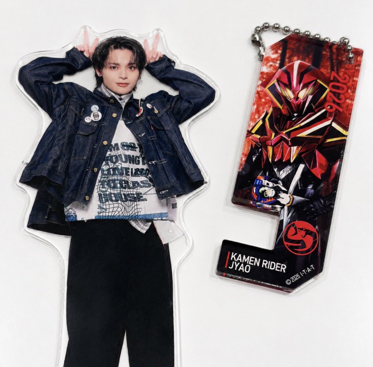 DomDomsuruyo's tweet photo. 得ました🐍🐍ジャオくん初グッズ🐍🐍 https://t.co/w4LTozKclO