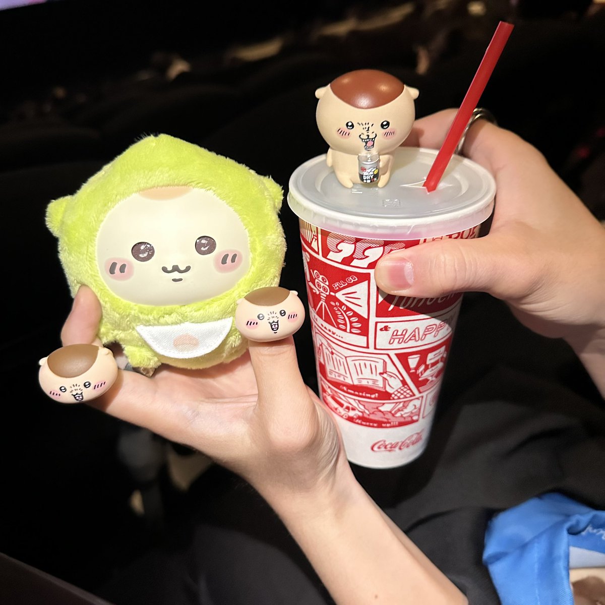 c07c02s07's tweet photo. 久しぶりのオタ活withおにぃ🌟

念願すぎるちいかわの映画!!
うさぎかわいすぎ👍🏻
栗まんじゅう先輩ほんまいいキャラしてるわw
リズム感のあるものたち最高でした👍🏻
#ちいかわ https://t.co/jyG6TGmUZh