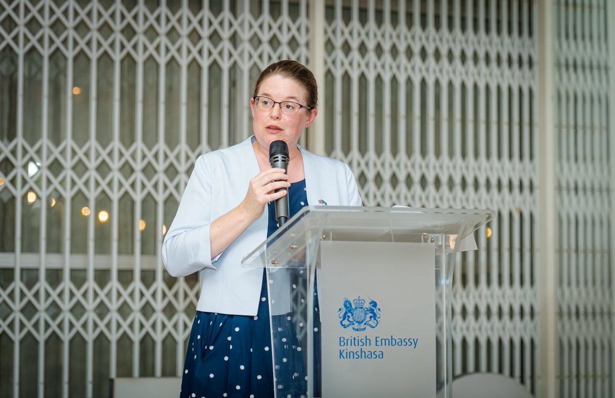 UKinDRC's tweet photo. #JournéeMondialeDeLaContraception 
| Lors d’une réception à la Résidence britannique , nous avons célébré avec nos partenaires une avancée majeure pour la santé et le pouvoir de décision des femmes en DRC

#MonCorpsMonChoix 🇬🇧🇨🇩 https://t.co/7rj8ozeglM