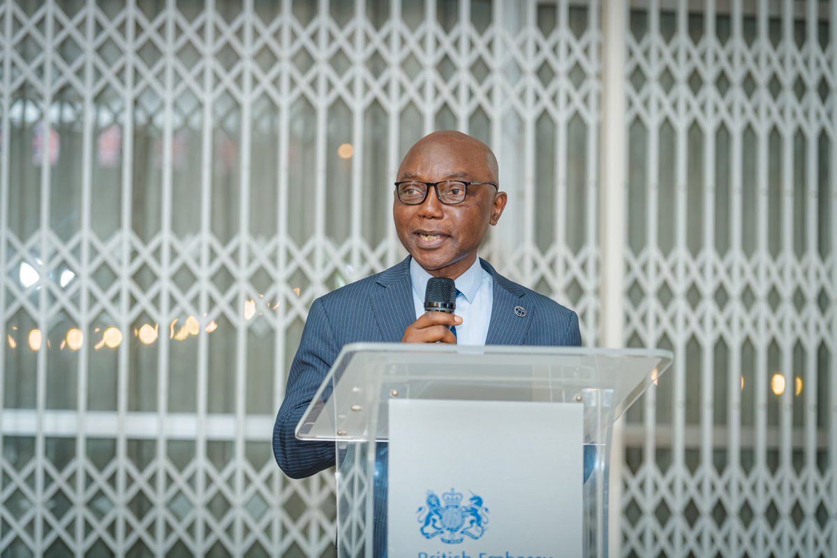 UKinDRC's tweet photo. Le Gouvernement de la RDC, représenté par @RogerKamba et @MinSanteRDC, a annoncé un investissement de 25M$ pour l’acquisition de produits essentiels de santé sexuelle et reproductive, avec l’appui de la Banque mondiale et du GFF.

#PasDeBarrières #JusteDesOptions https://t.co/ouheRqhKjN