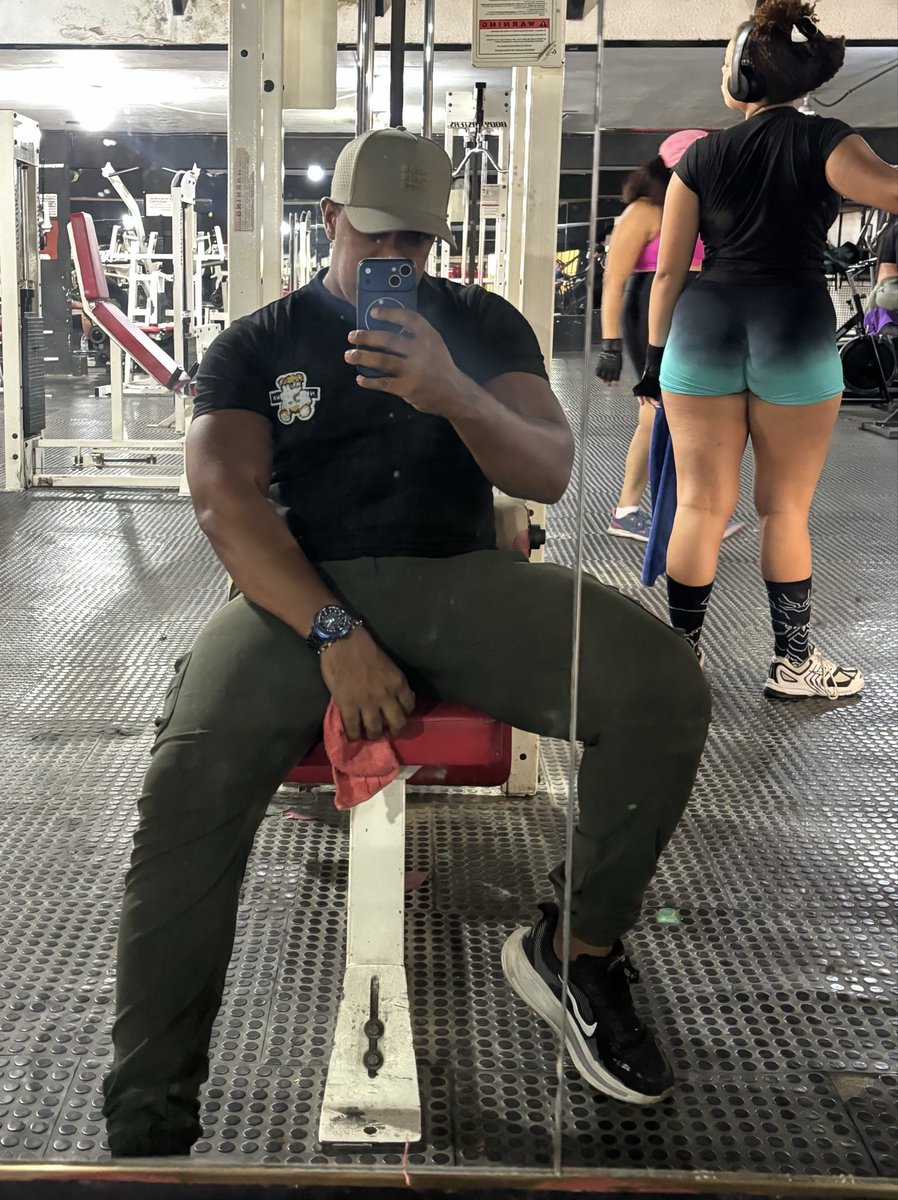 JeanCarlosTG198's tweet photo. Denle duro a eso 💪🏾 https://t.co/n9QfOgXWOY