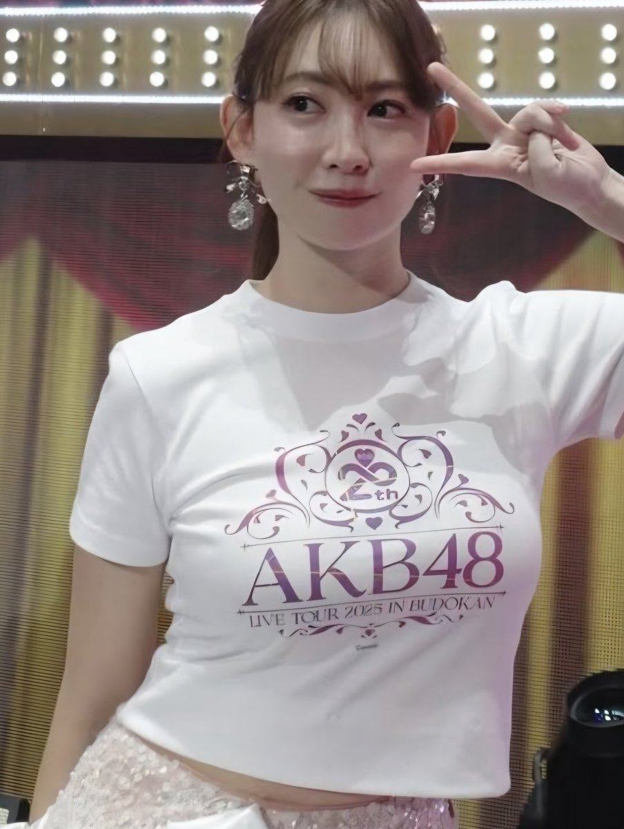 reflhektor's tweet photo. 小嶋陽菜さんまだ現役ってマジでヤバい…😳 https://t.co/EjxYyP41nn