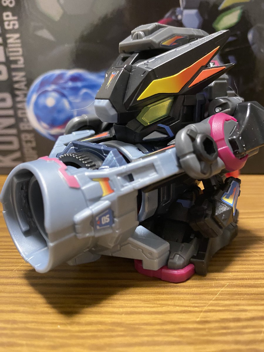 crossboneX001's tweet photo. ケーニッヒケルベロス&amp;コンテナケース完成❗️
これってショートバレル装着すると締め打ちって出来なくない？って昔の玩具の時から思ってるけど実際どうなんだろう？🤔
#スーパービーダマン
#ケーニッヒケルベロス https://t.co/BKjmhEKQ3D