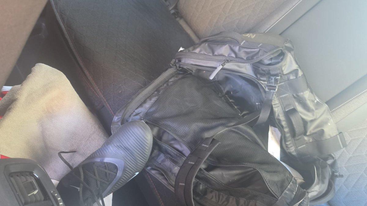 asaptobess's tweet photo. Mrs forgot to lock the car and some scruffers went through everything, turned it upside down but took absolutely nothing. Had €200 footy boots, €200 raybans and €150 Tom Ford all in there but absolutely nothing was taken. Bizarre. https://t.co/GETQghMdXL