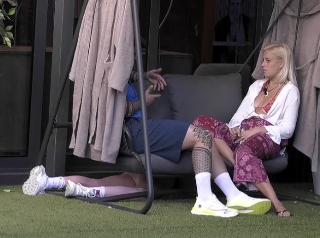 nontisento's tweet photo. 😭😭😭
#gfvip https://t.co/QiLXJgqLCe