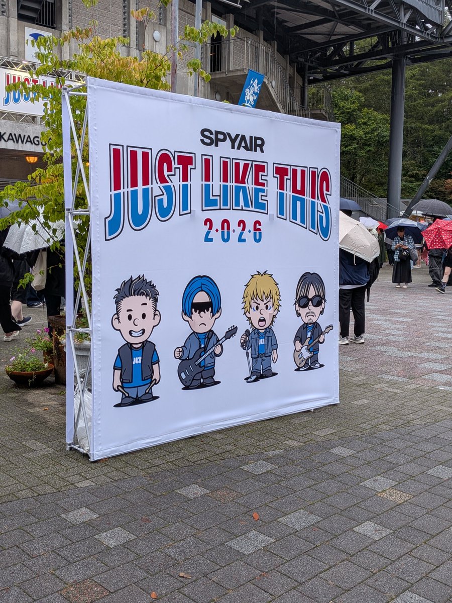 ak711pika's tweet photo. 今年もJLT2026
セトリ数曲懐かしいの来てテンション爆上がりやったほんまにありがとう

グッズのキーキャップがちゃんと青軸🙌
カチカチ良き。可愛い。
#SPYAIR #JLT2026 
#SPYAIR_JLT2026 https://t.co/O2dsccc0uh