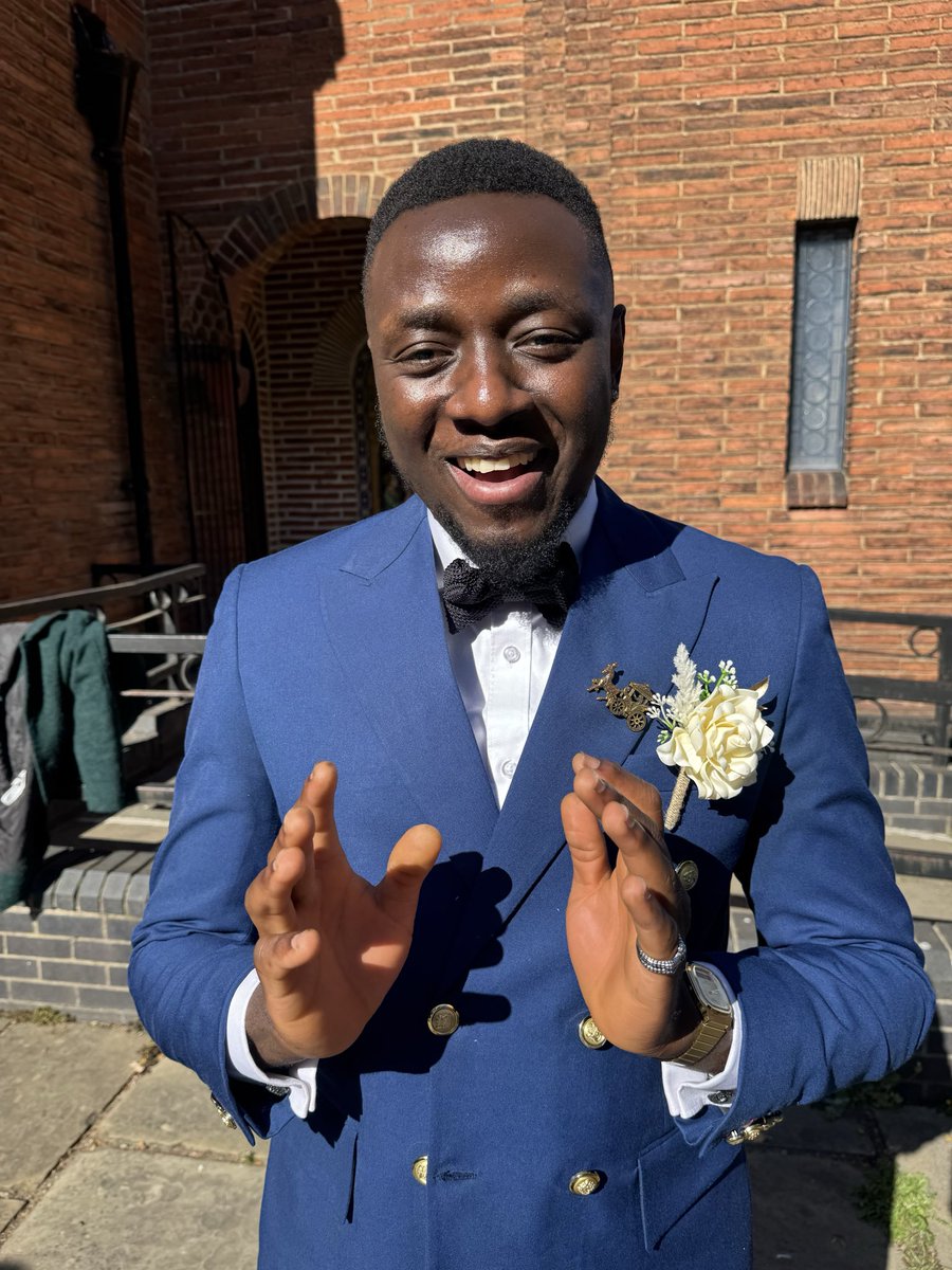 Sikowitz17's tweet photo. Groomsman duty!! 💒 https://t.co/OMpzb76d8s