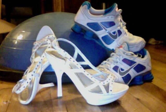 beckylesabre's tweet photo. I would do so many naughty things to have this pair of tennis shoes https://t.co/K0XfLTxGEI #realloyalfans https://t.co/HgmSxZp1bz