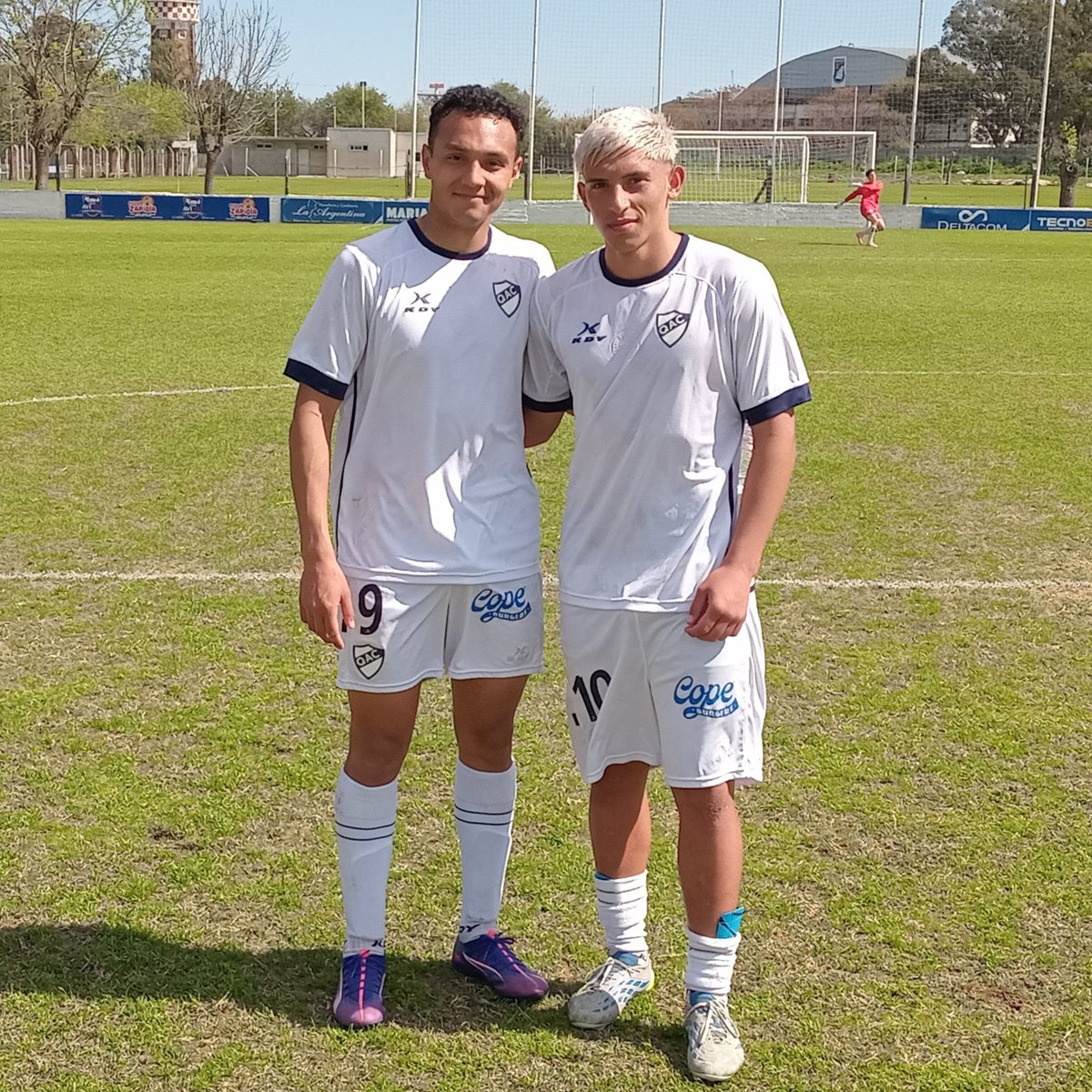 FlacoFiorentino's tweet photo. #JuvenilesLPF ➡️ Cuarta: #Quilmes 2 (Darian Romero y Tiago Ibarra)-Unión 1.
#PredioQAC/#JuvenilesQAC/#Fecha27 https://t.co/t1S5llEEuJ