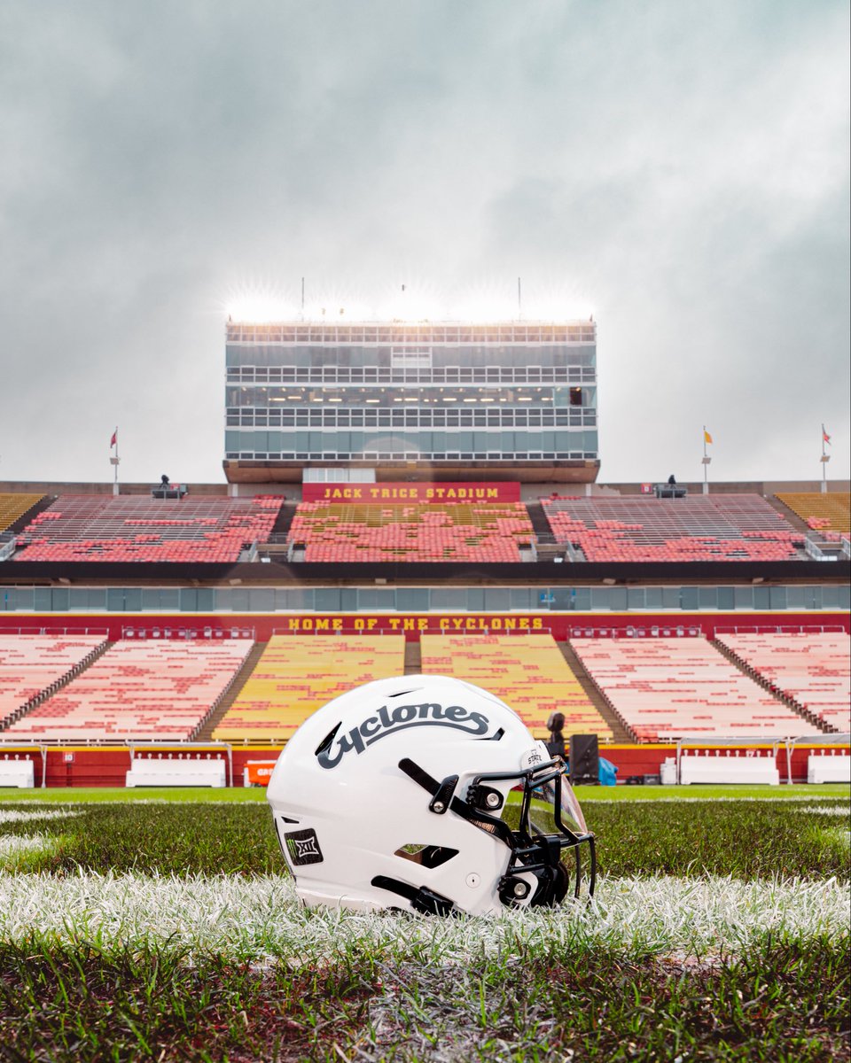CycloneFB's tweet photo. ready for war ⚔️⚪️ https://t.co/URdWKThKCa