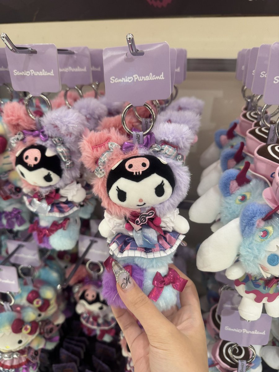 shxnyai's tweet photo. ピューロ ハロウィンのマスコットが可愛い⸝⸝> <⸝⸝♡ https://t.co/eolVNgnwlD